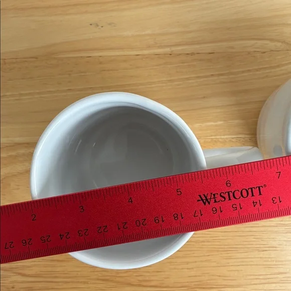 Williams Sonoma pair of white ceramic mugs with indented red heart - Picture 9 of 9